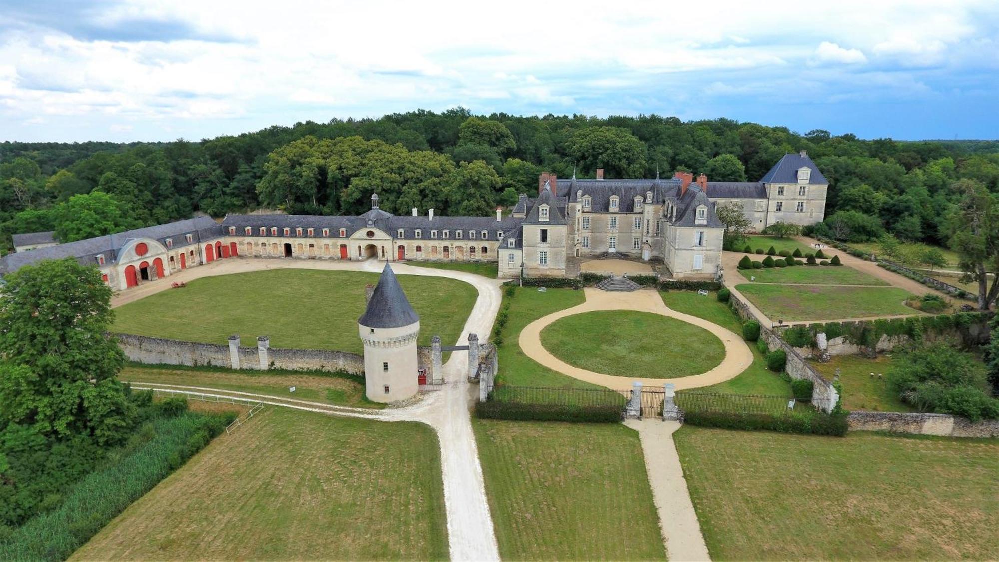 Chambres D'Hotes Au Chateau De Gizeux ภายนอก รูปภาพ